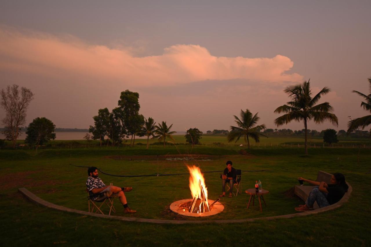 Fireflies Kabini Begūr 外观 照片